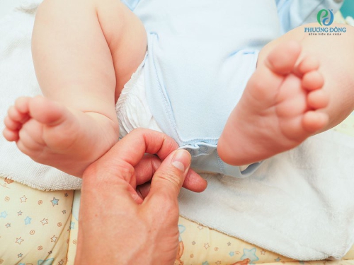 Dính bao quy đầu ở trẻ em & Tại sao trẻ bị dính bao quy đầu