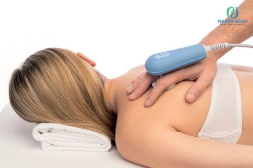 Khoa Vật lý trị liệu và Phục hồi chức năng ứng dụng liệu pháp sóng tần số radio nhắm đích vào trị liệu