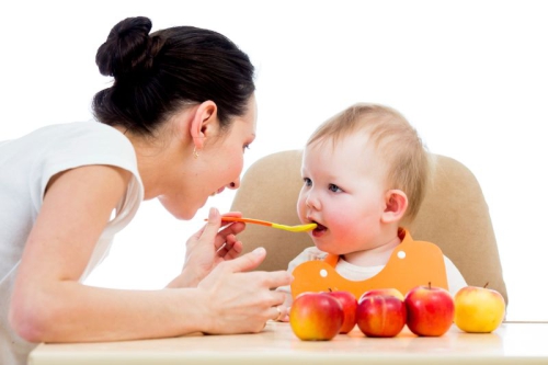Chăm sóc trẻ thiếu máu thiếu sắt như thế nào?
