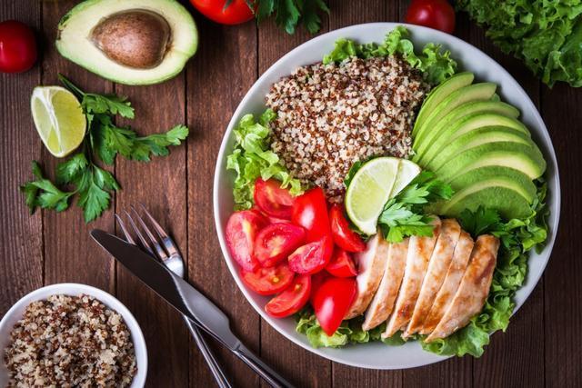 Viêm tuỷ xương có thể chữa được bằng thuốc kháng sinh hoặc phẫu thuật